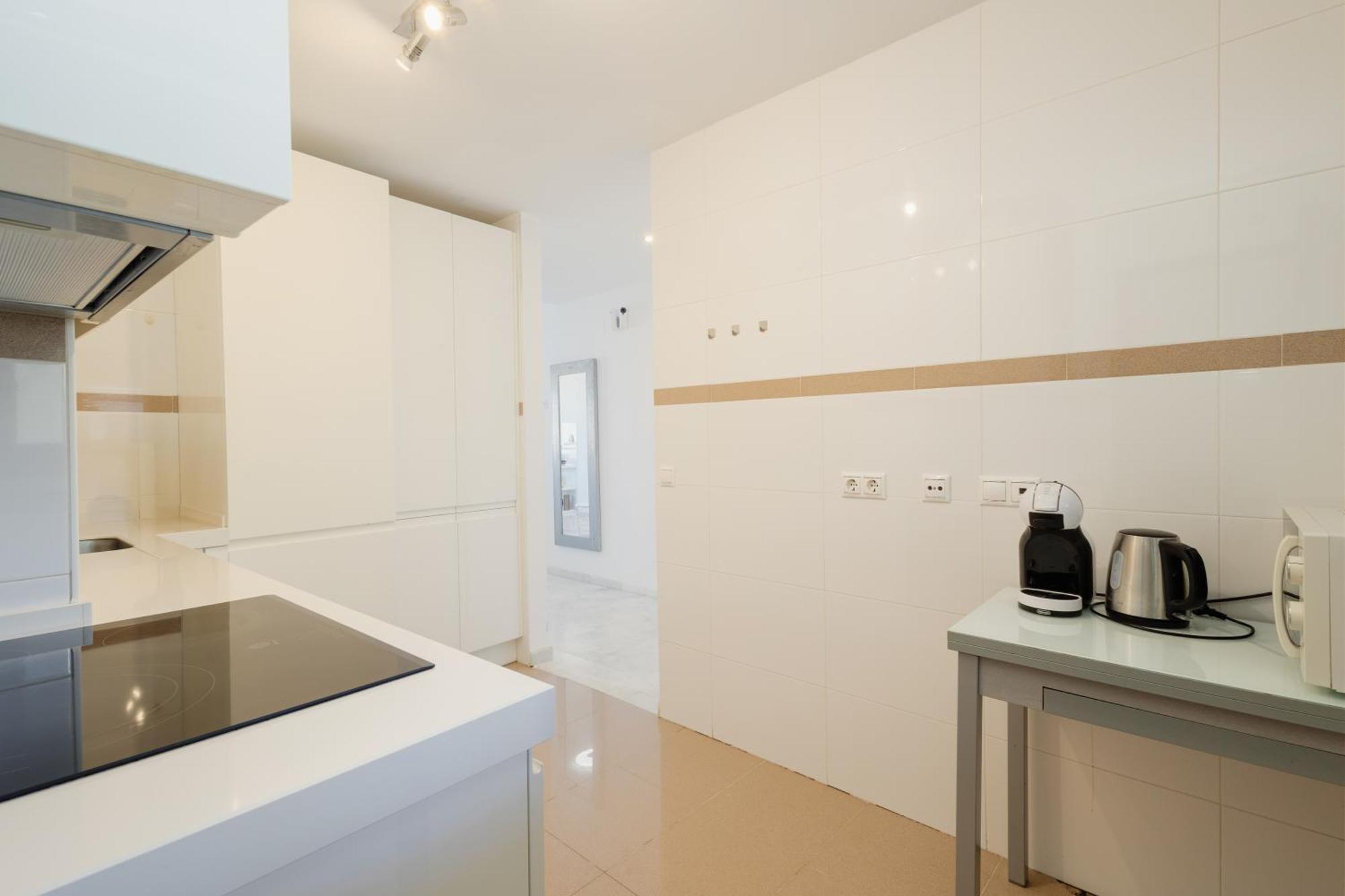 First-Line Beach, Terrace And Pool With Incredible Sea Views, New Golden Mile Estepona Eksteriør bilde