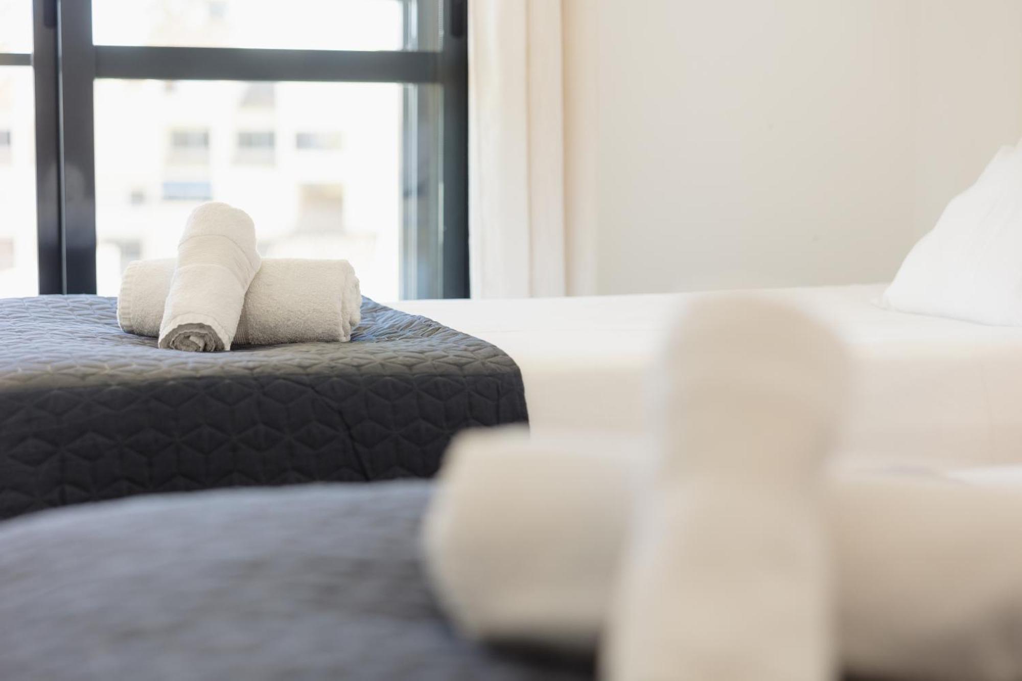 First-Line Beach, Terrace And Pool With Incredible Sea Views, New Golden Mile Estepona Eksteriør bilde